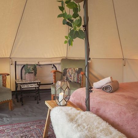 Bell Tent Deluxe Met Hot-Tub Hotel Nederweert-Eind Exterior photo